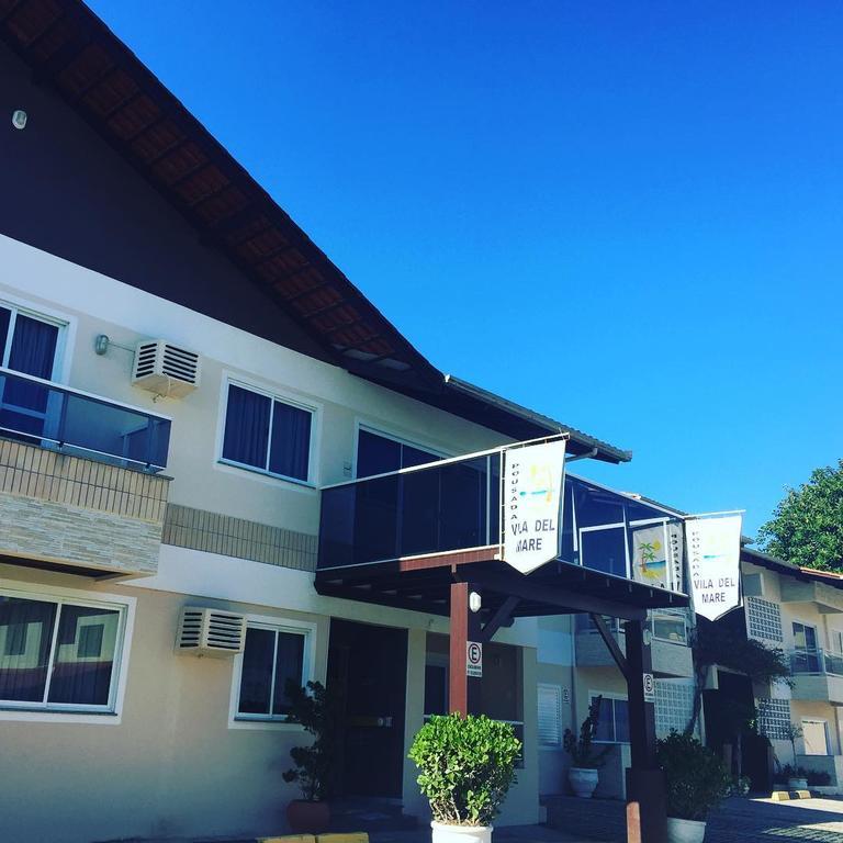 Pousada Vila Del Mare Бомбиньяс Экстерьер фото