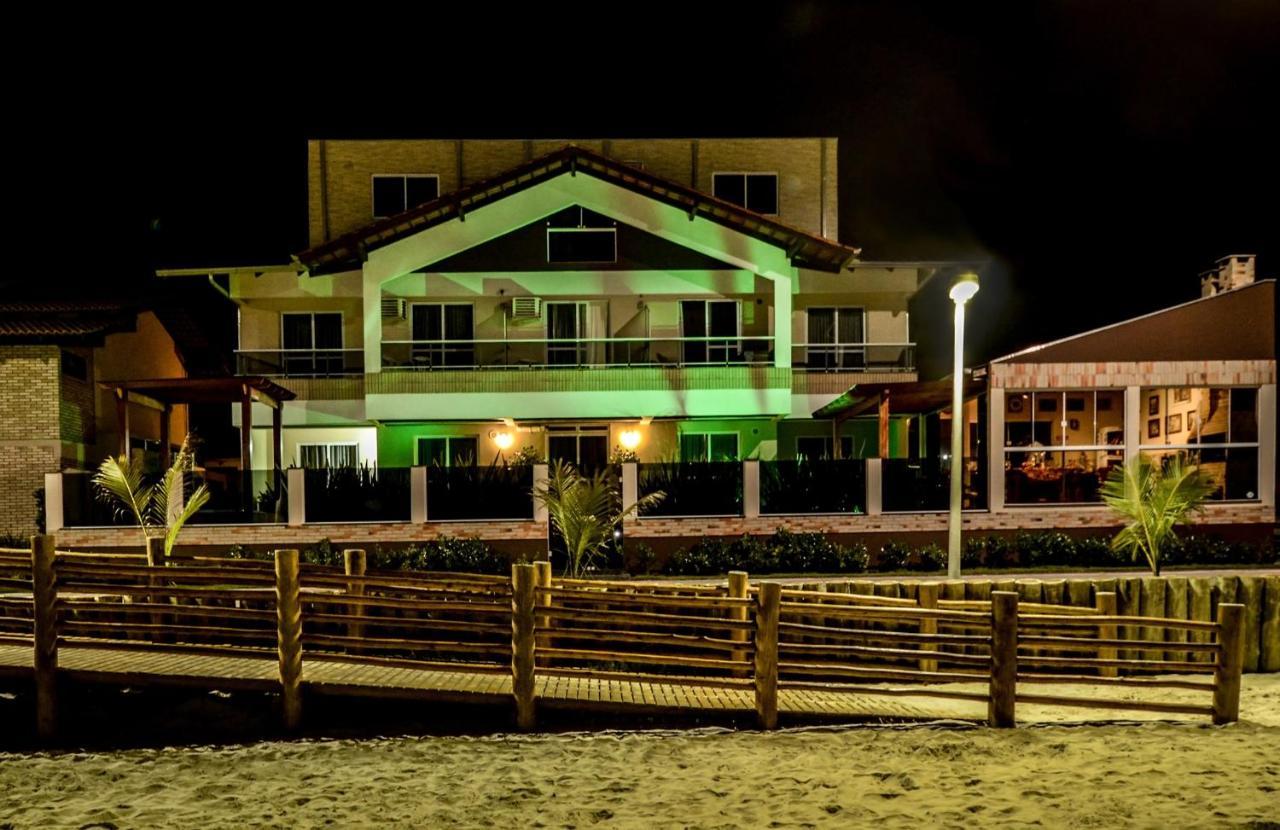 Pousada Vila Del Mare Бомбиньяс Экстерьер фото